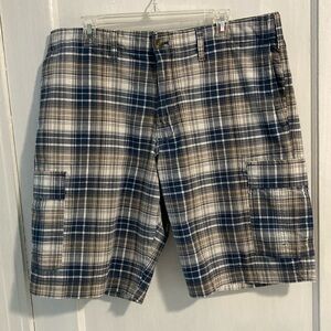 Eddie Bauer Men’s Blue, Tan & White Plaid Cargo Shorts Size 38 100% Cotton